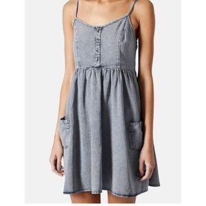 TOPSHOP Moto Denim Babydoll Dress. Petite 0. NWOT ♡